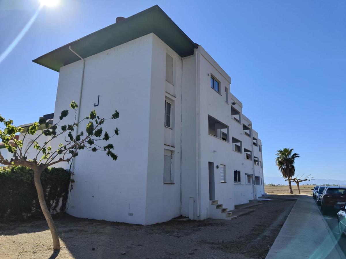 Eucaliptus, Bonito Piso A Pocos Pasos De La Playa Delta De L'Ebre Apartment L'Eucaliptus Exterior photo